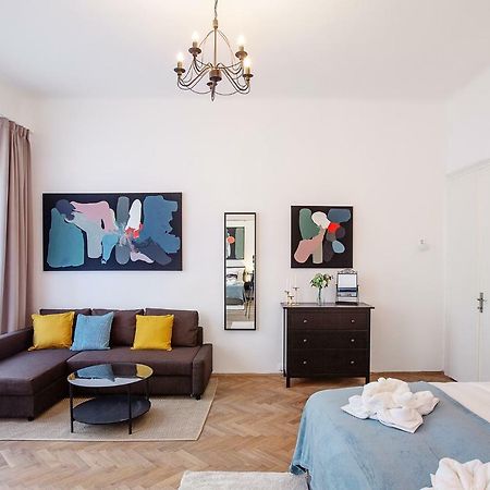 5Br 2Bath Family Apt 5Mins To Wenceslas Square Prag Exterior foto