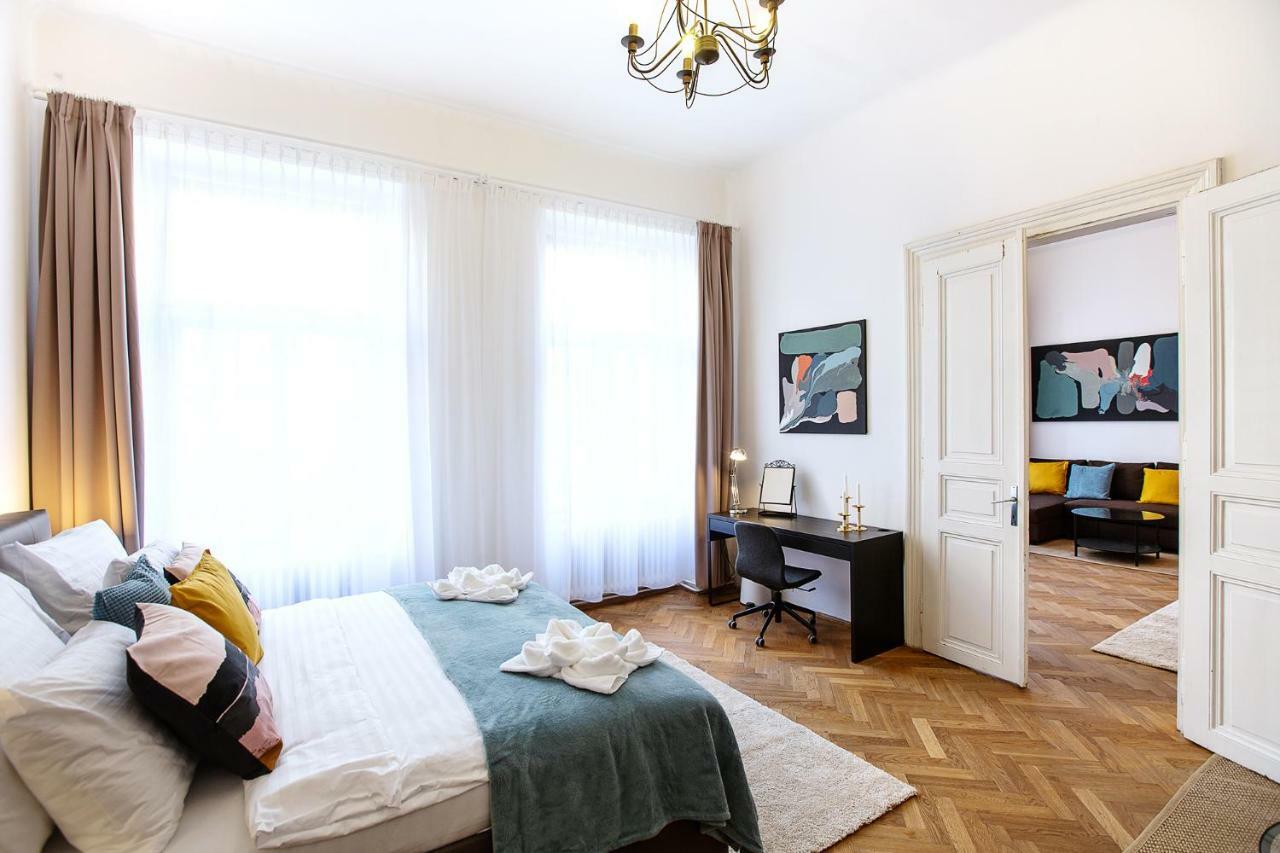 5Br 2Bath Family Apt 5Mins To Wenceslas Square Prag Exterior foto