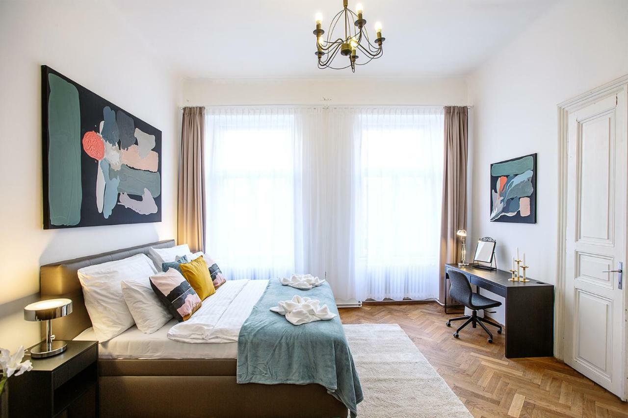 5Br 2Bath Family Apt 5Mins To Wenceslas Square Prag Exterior foto