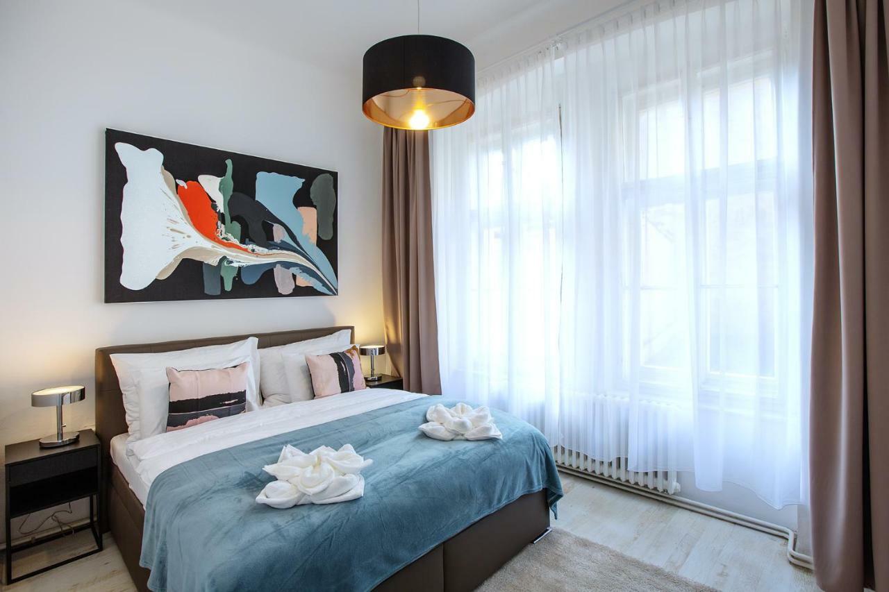 5Br 2Bath Family Apt 5Mins To Wenceslas Square Prag Exterior foto